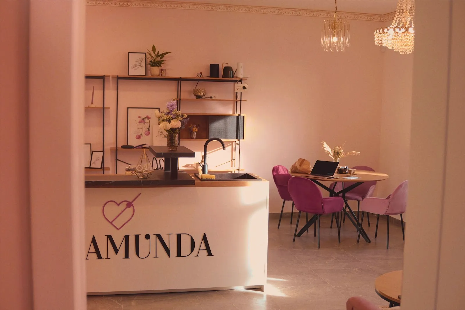 Rozamunda - Tattoo Artistry & Studio