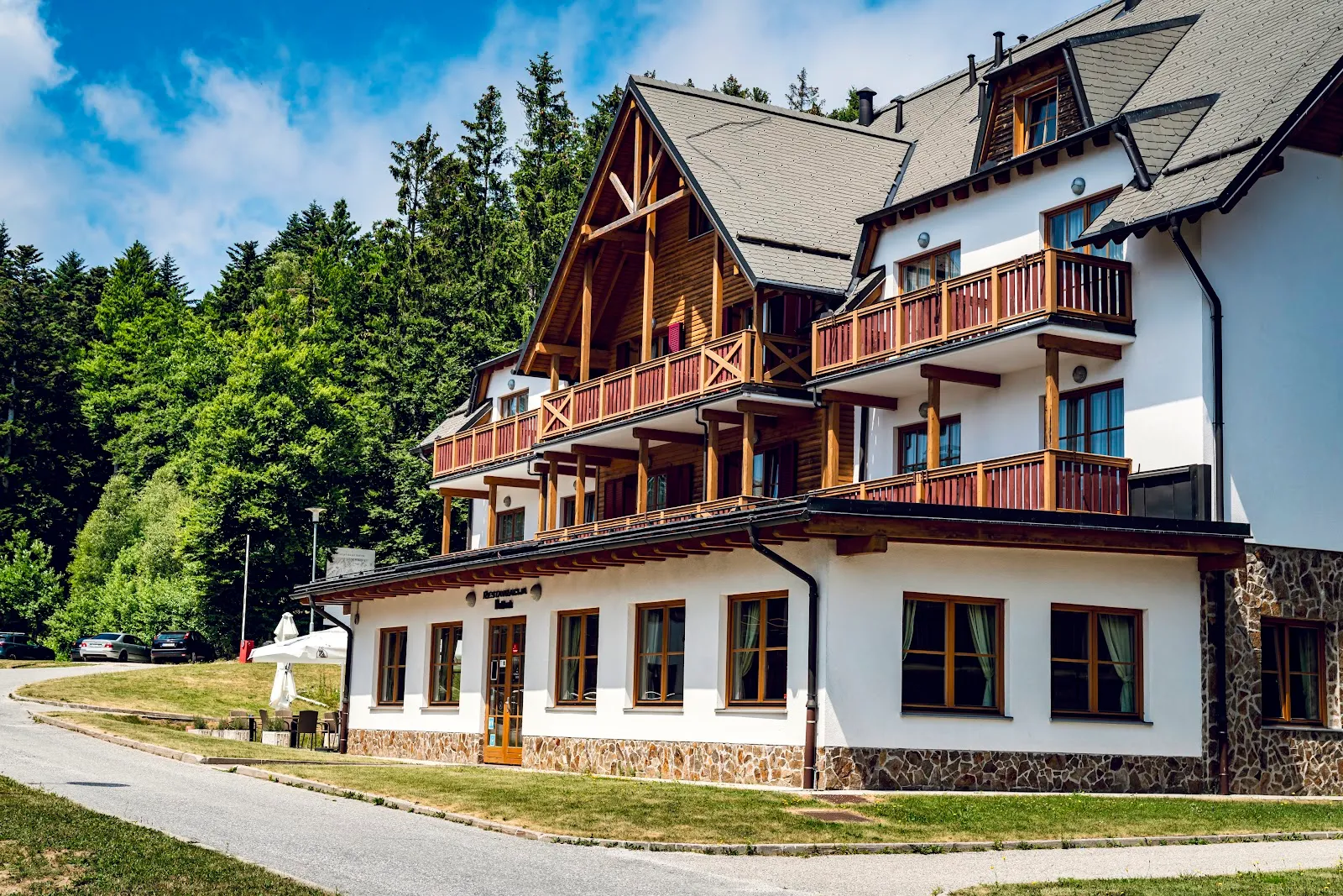 Pohorje Village Wellbeing Resort - Wellness & Spa Hotel Bolfenk