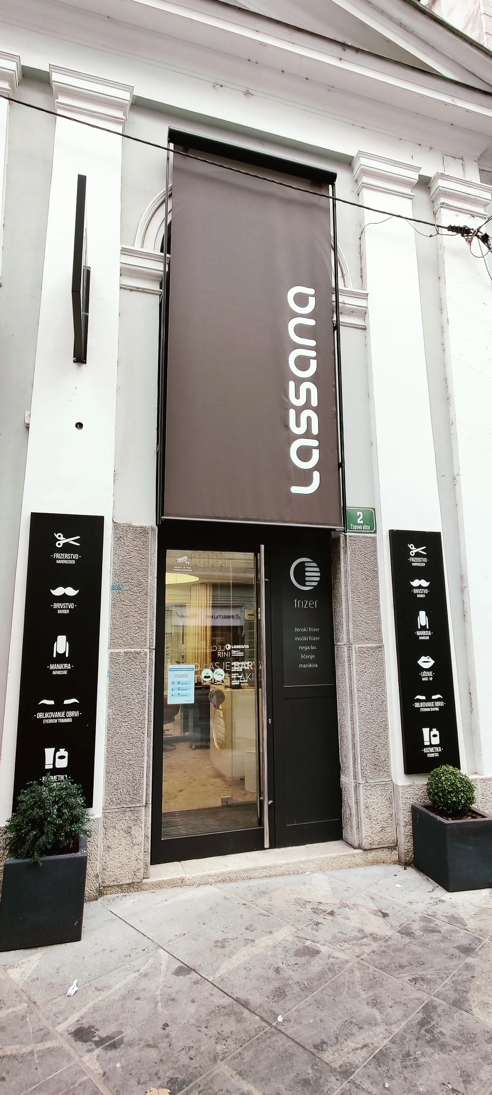 Lassana - frizerski in kozmetični salon